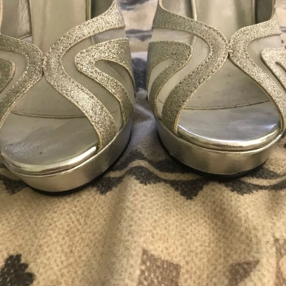 Silver High Heels - Picture 3 of 4